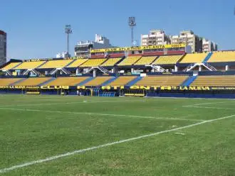 Estadio Don León Kolbovski