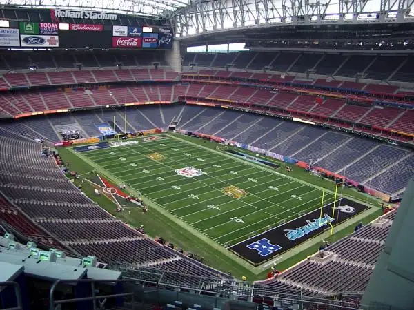 What is the capacity of NRG Stadium?