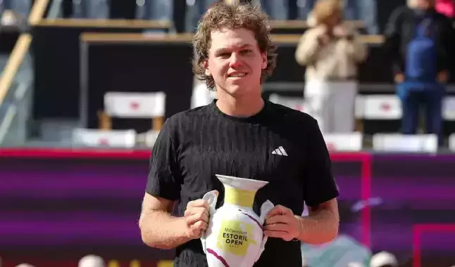 Alex Michelsen torna-se campeão mais novo de sempre do Estoril Open
