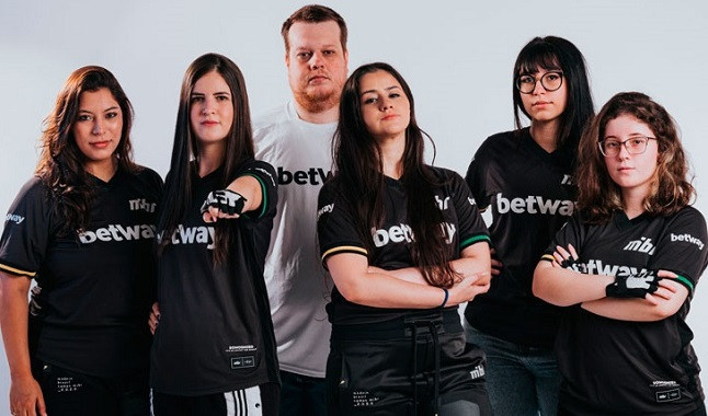 Betway firma parceria com line-up feminino da MIBR