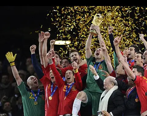 Espanha e Holanda: A Final do Mundial 2010 na fase de grupos do Mundial 2014