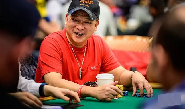 Estrela do Poker: Johnny Chan