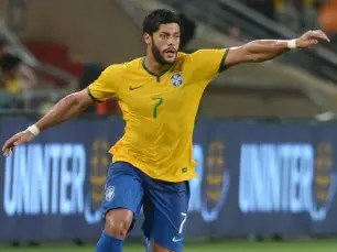Hulk para marcar no Brasil vs Alemanha