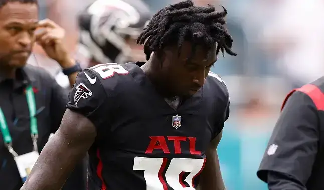 Jogador da NFL suspenso por envolvimento com apostas