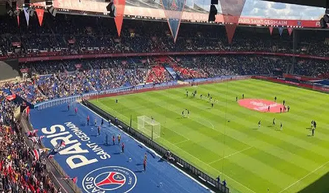 Football matches could host up to 5,000 people in France