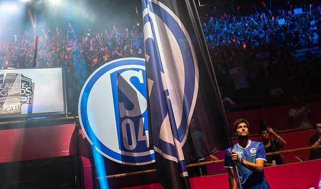 LoL: Schalke 04 põe a sua vaga na LEC à venda