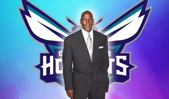 Michael Jordan vende e passa controlo dos Charlotte Hornets