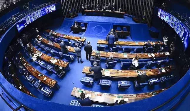 Bancada evangélica tenta travar jogos de azar